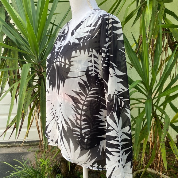 Sheer Palm Black and White Blouse - Picture 1 of 7